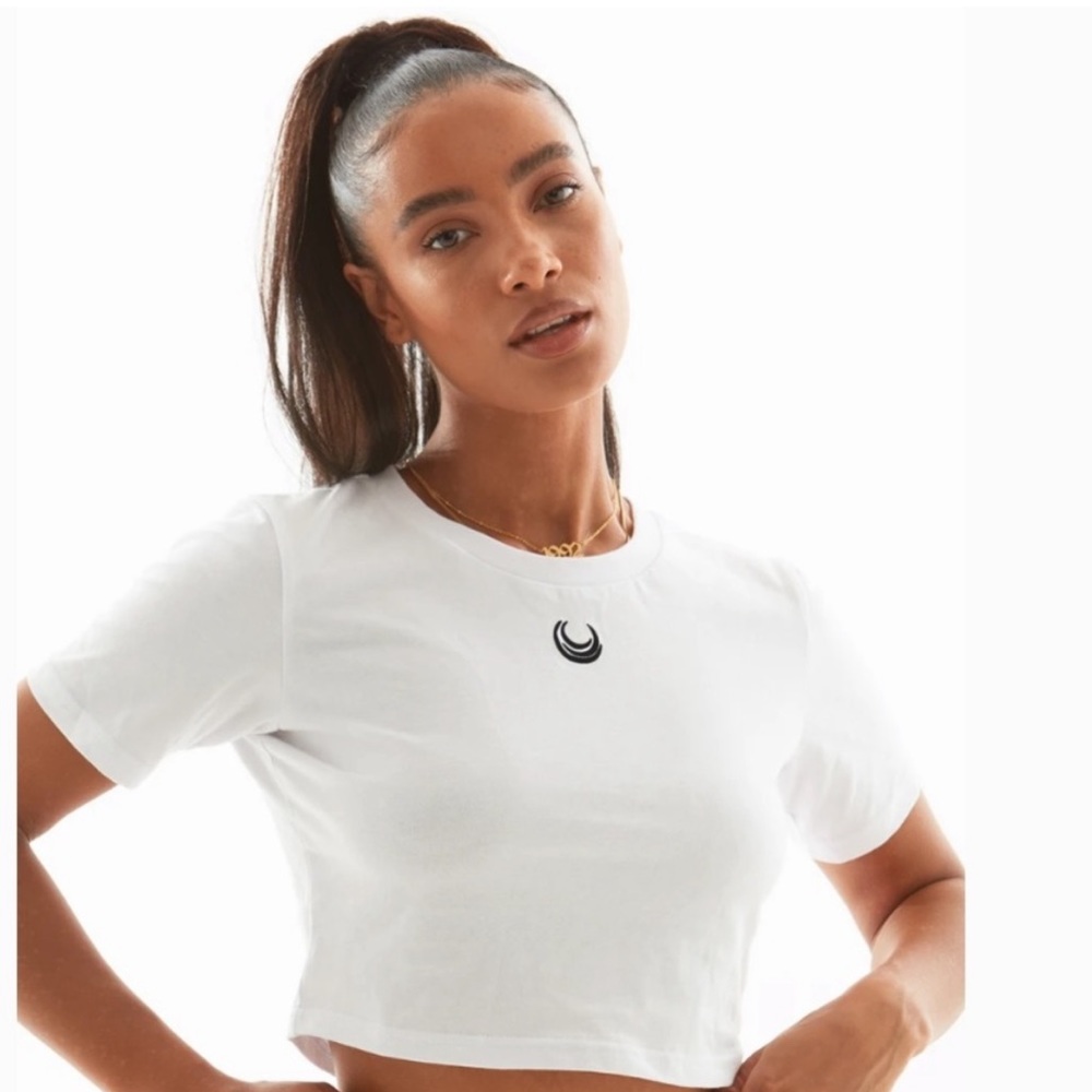 Lazuli Label Classic Crop w/ Grey Logo